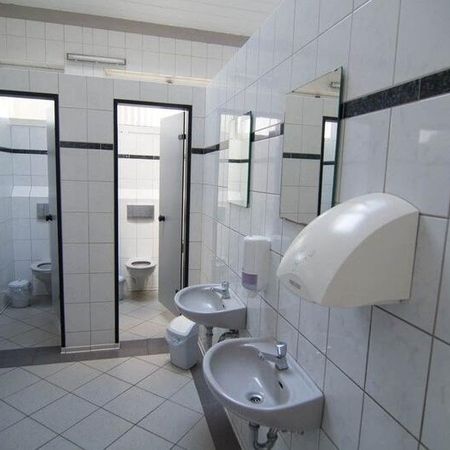 Sanitair blok III-10