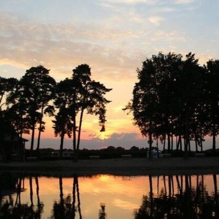 HERTHA-SEE" zwemmeer - Nachts